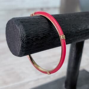 Vintage Bracelet Pretty Red with Gold Tone Accents and Edge Detail 8"